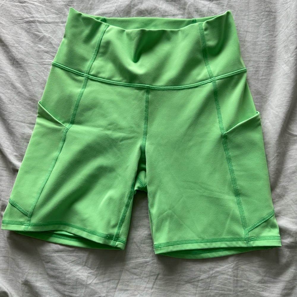 Fabletics Lime Green Women's 6” Oasis Shorts